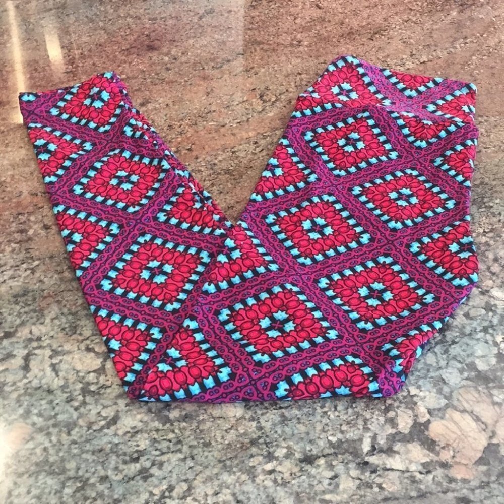 OS NWOT LuLaRoe Leggings C01 1603